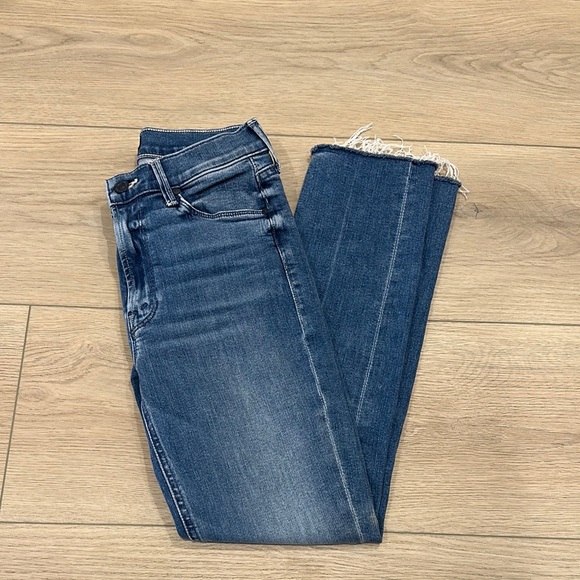 MOTHER Denim Jeans - Picture 3 of 8